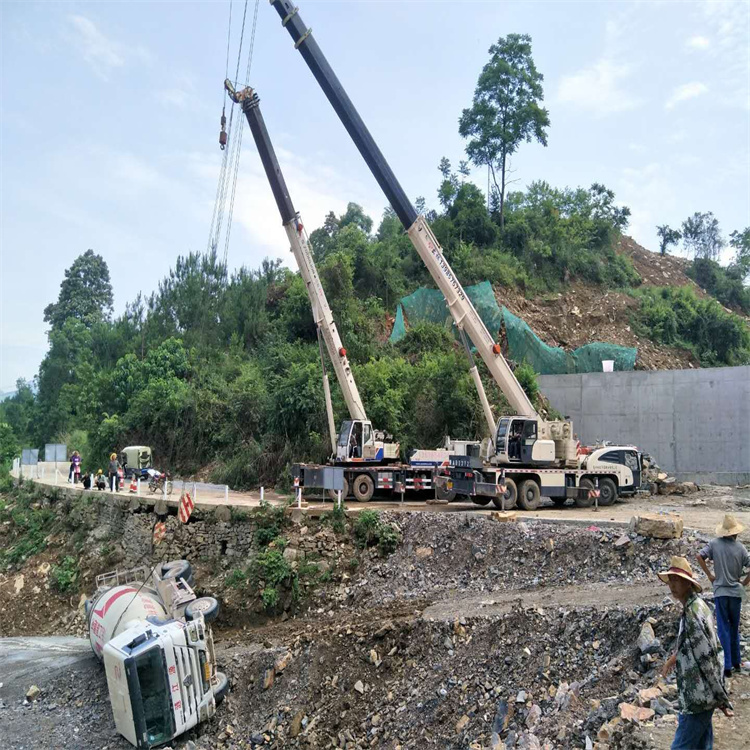 喀什喀什24小时应急道路救援吊装吊装现场实拍